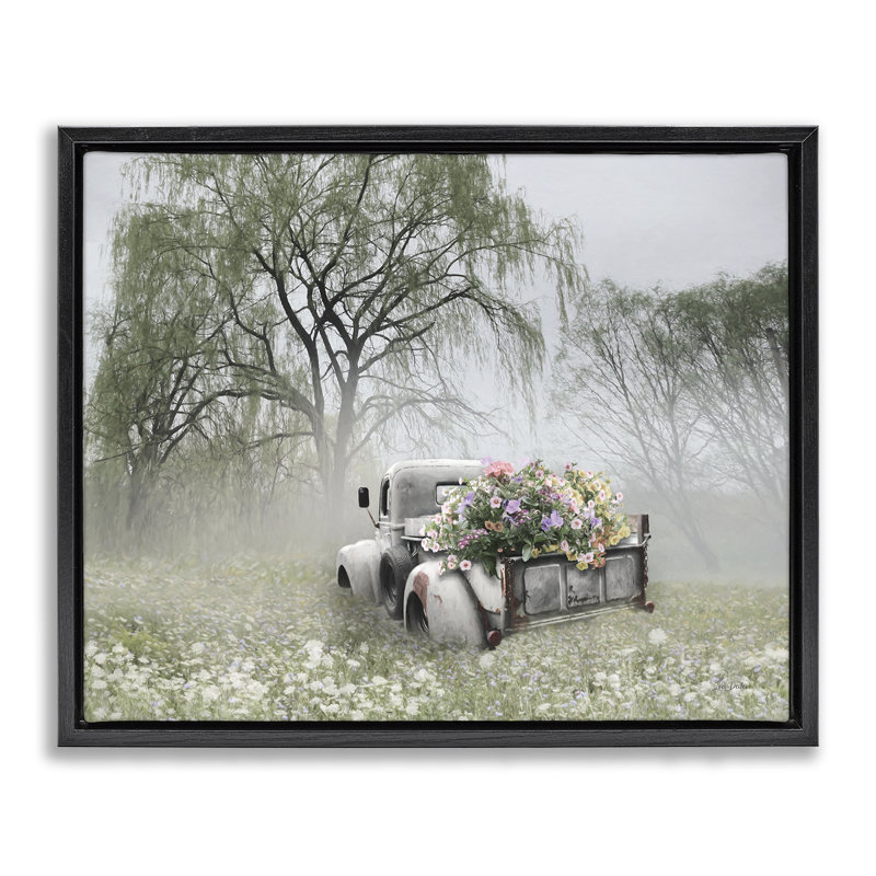 «Overgrown Floral Truck Floater», art mural sur toile par Lori Deiter, Cadre flottant noir, H 17 po x l 21 po