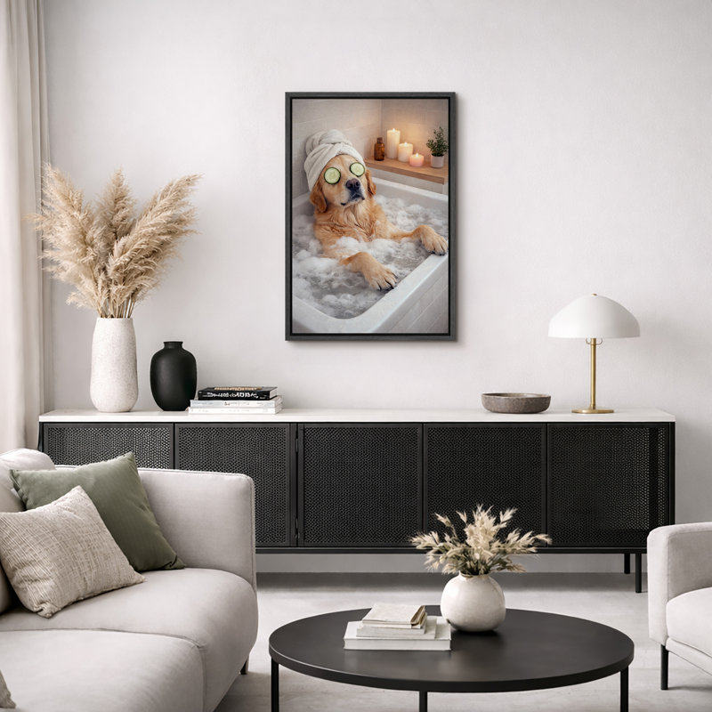 «Relaxing Golden Retriever Spa Bath», impression sur toile, impression sur toile encadrée, H 36 po x l 24 po x P 1,5 po