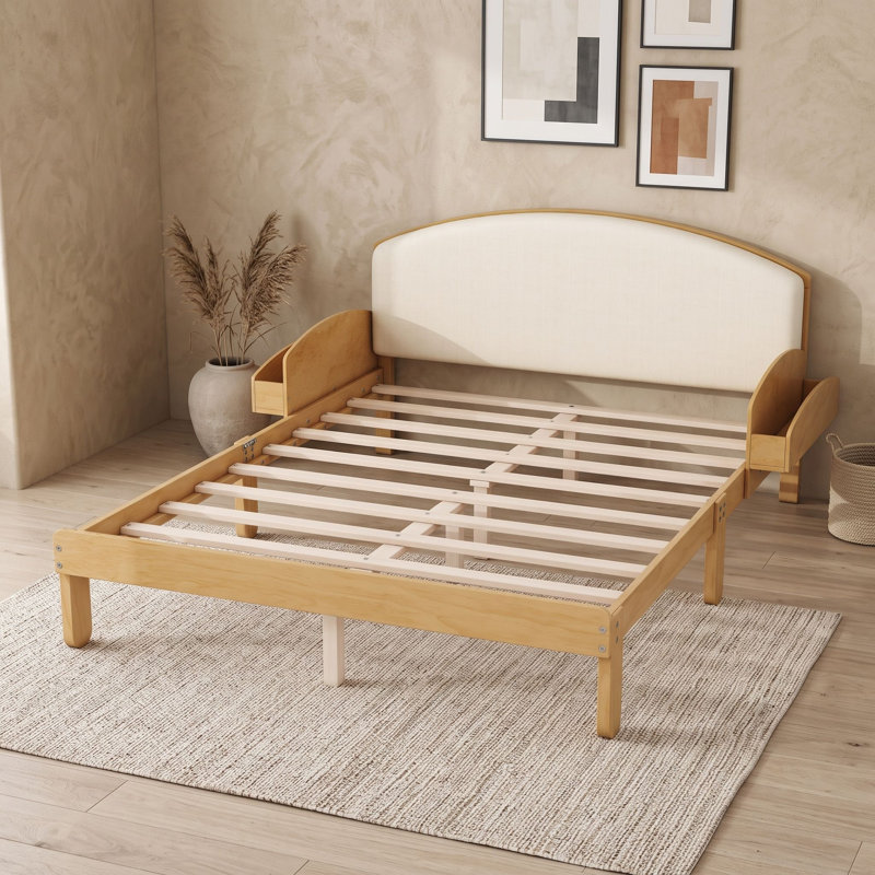 Lit plateforme en bois avec tête de lit tapissier courbée et tablettes de rangement latérales, Lit double, Naturel