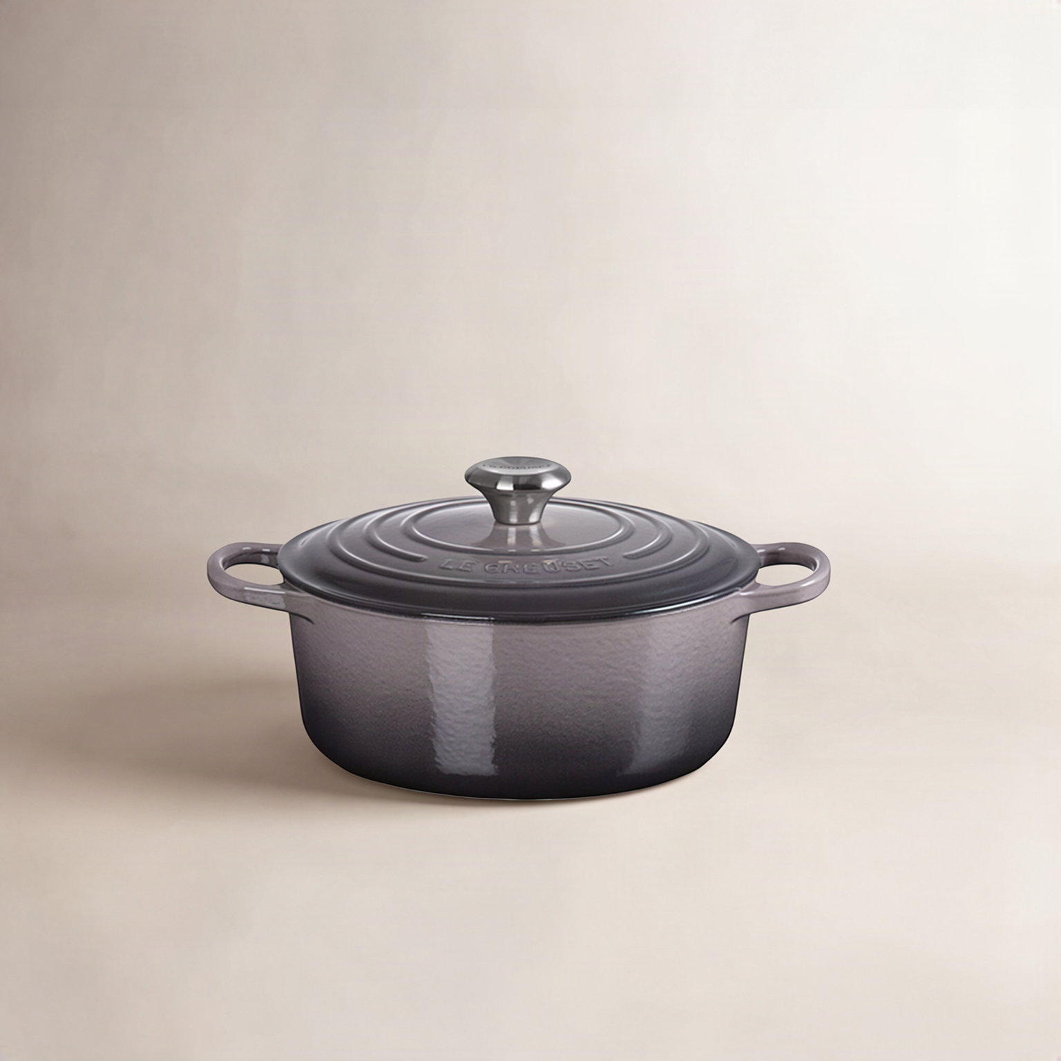 Le Creuset Enameled Cast Iron Dutch Oven, 5.5 quarts, Oyster