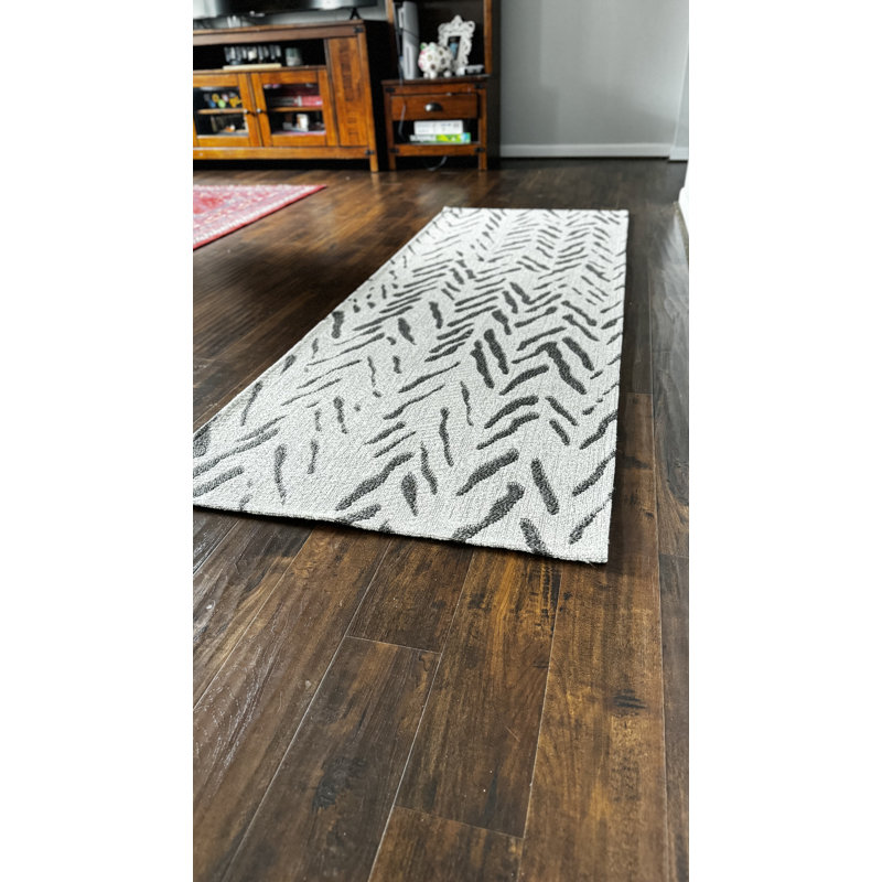Kailynn Washable Abstract Indoor / Outdoor Rug, Runner 2'5" x 4'11"