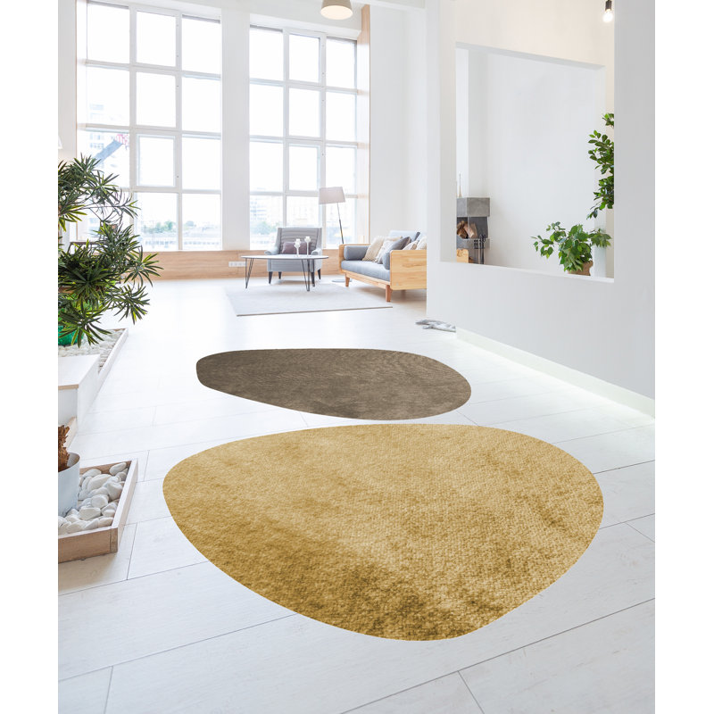 Caira Vinyl Machine Printed Area Rug, Rectangle 6'6.3" x 9'4.6"