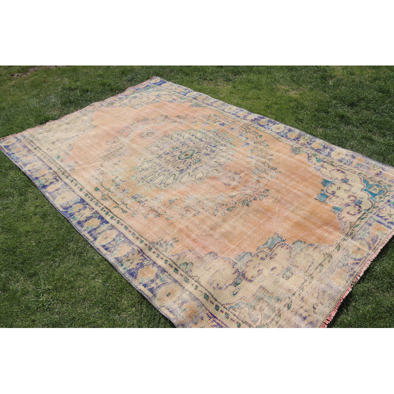 Tapis turc Oushak tissé à la main avec un design antique délavé - le choix idéal pour la décoration de salon