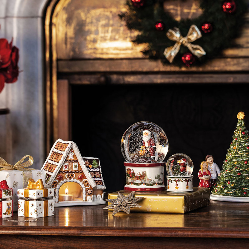 Christmas Toys Musical Gingerbread House