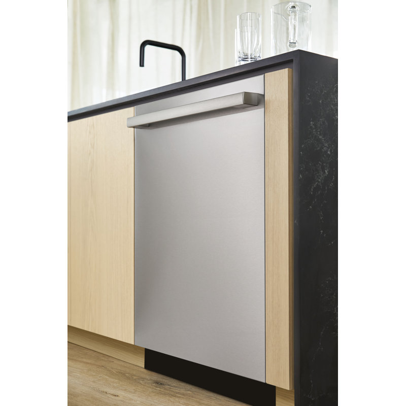 Benchmark® 24" 39 dBA Stainless Steel ENERGY STAR Certified Dishwasher