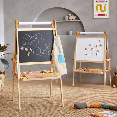 Tiny Land Adjustable Folding Easel