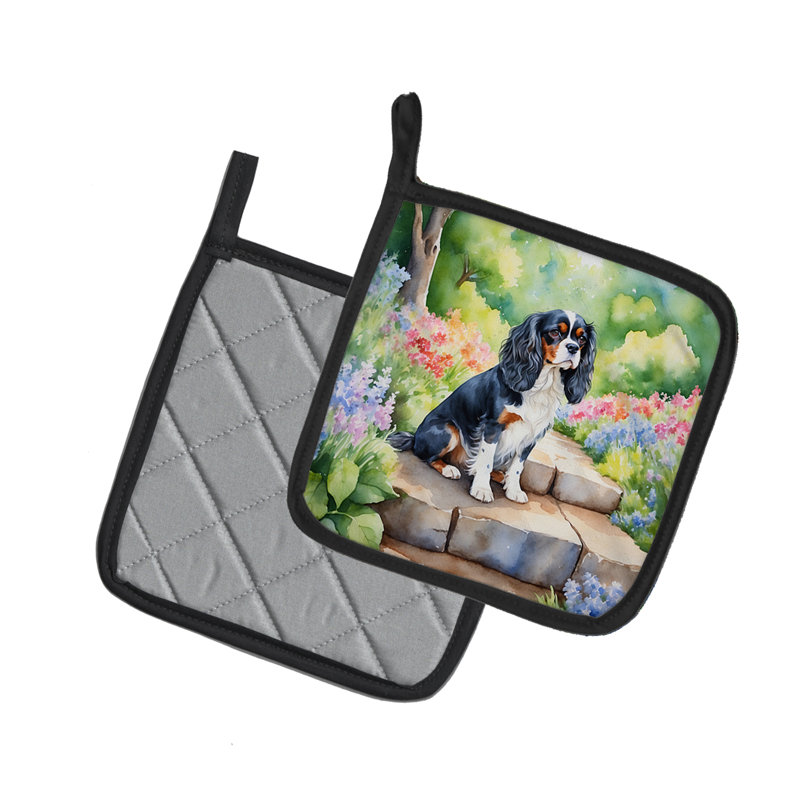 Caroline's Treasures Floral Polyester Potholder Set
