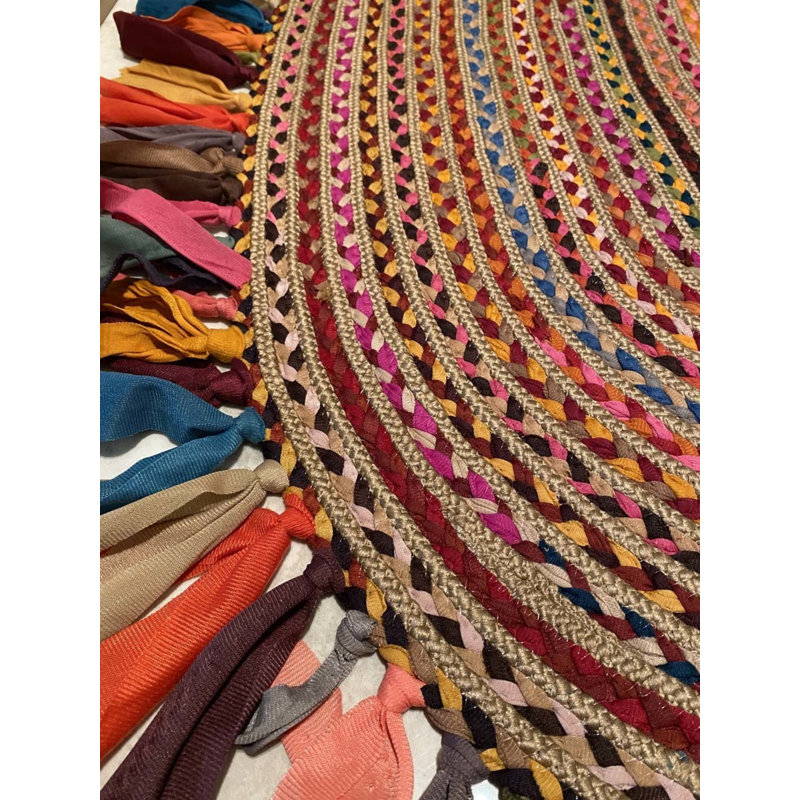 Tapis ovale Olalla, Ovale 2 pi 7 po x 6 pi 7 po