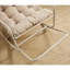 Chaise berçante d'extérieur moderne, structure en acier, coussin beige confortable pour le salon