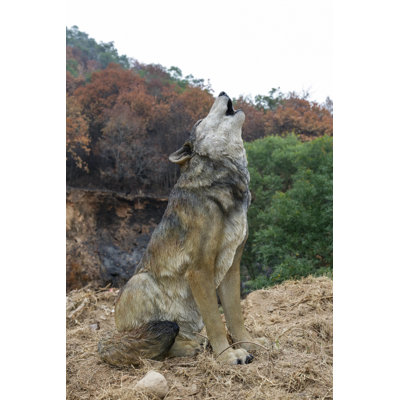 LARGE WOLF STATUE