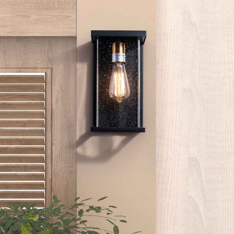 Nykisha Wall Light