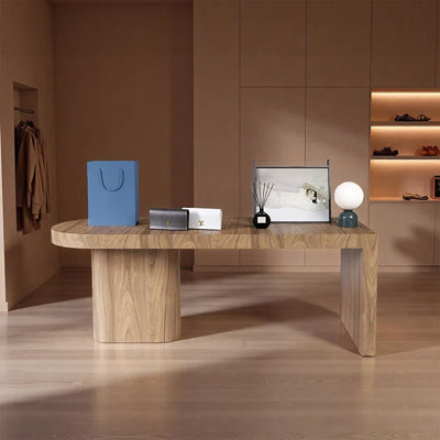 Table de présentation moderne au fini bois