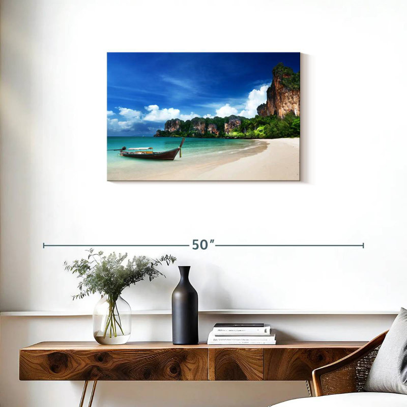 Bateau sur la plage Mehar en Thailande, H 20 po x l 30 po