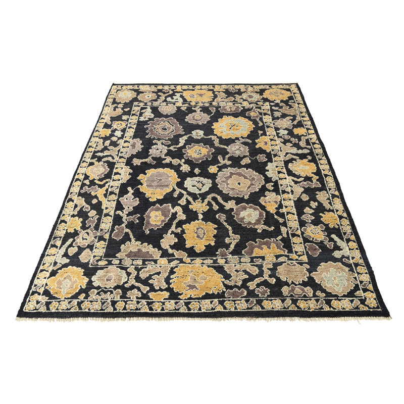 Jose Black Rug