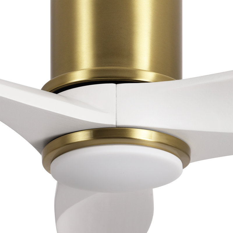 Ventilateur de plafond encastré en bois massif 60 po avec lumière DEL et télécommande, 60 po de largeur, 6556 tr / min, Blanc