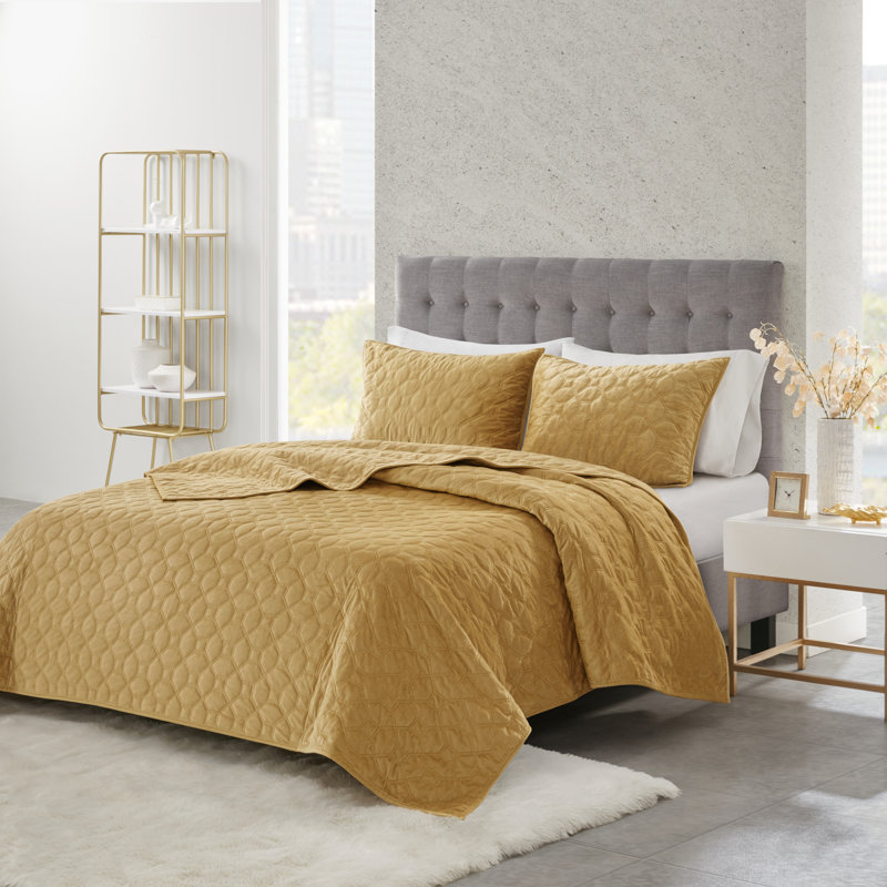 Mustard Velvet Full Reversible Quilt Set with Shams