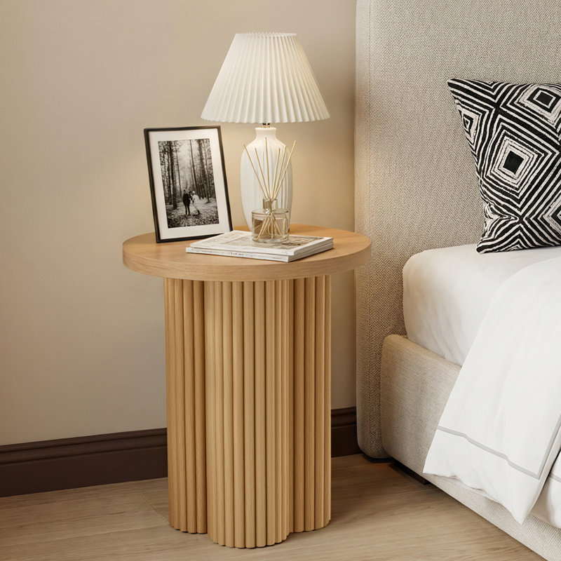 24" Round Pedestal Base End Table, Natural