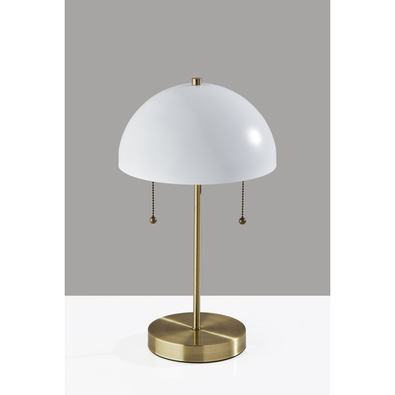 Amanda Metal Table Lamp, Painted White