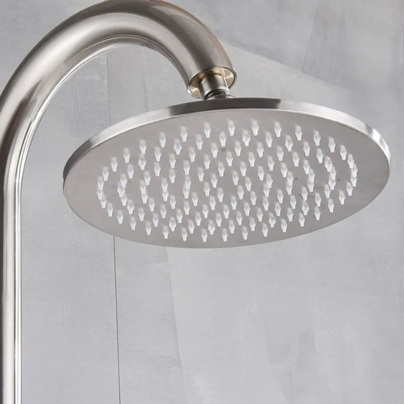 Single-handle basin faucet with modern design and ceramic cartridge for durability