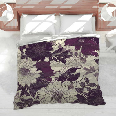 Detailed Floral Illustration Comforter
