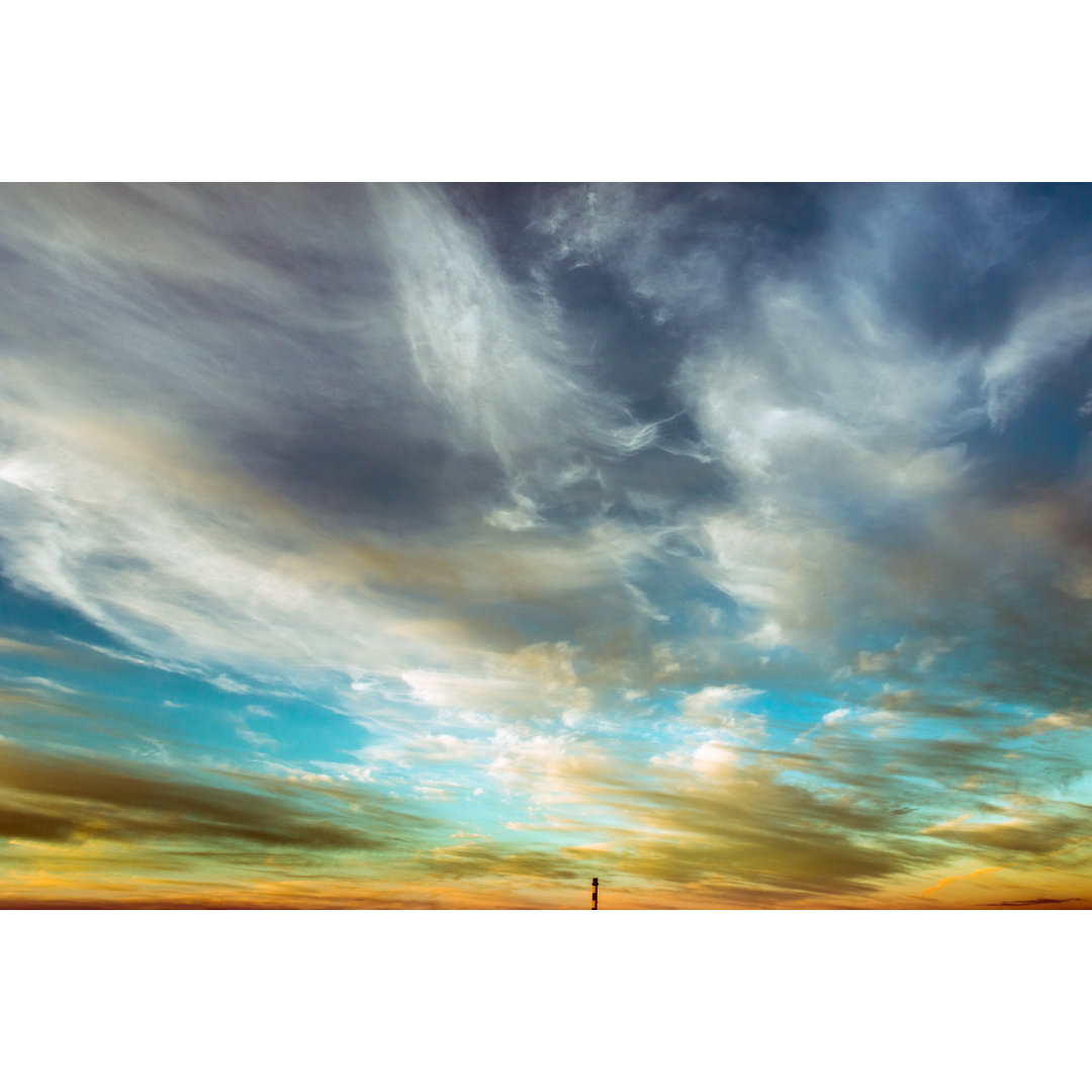 Himmelslandschaft mit Wolken von Mordolff - Leinwanddruck ohne Rahmen