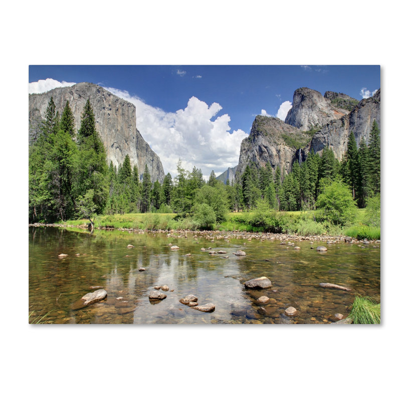 « yosemite » par pierre leclerc,, reproduction de photo sur toile tendue encadrée, H 22 po x l 32 po x P 2 po