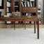 Bureau d'écriture simple et rétro en bois de noyer massif-792680111