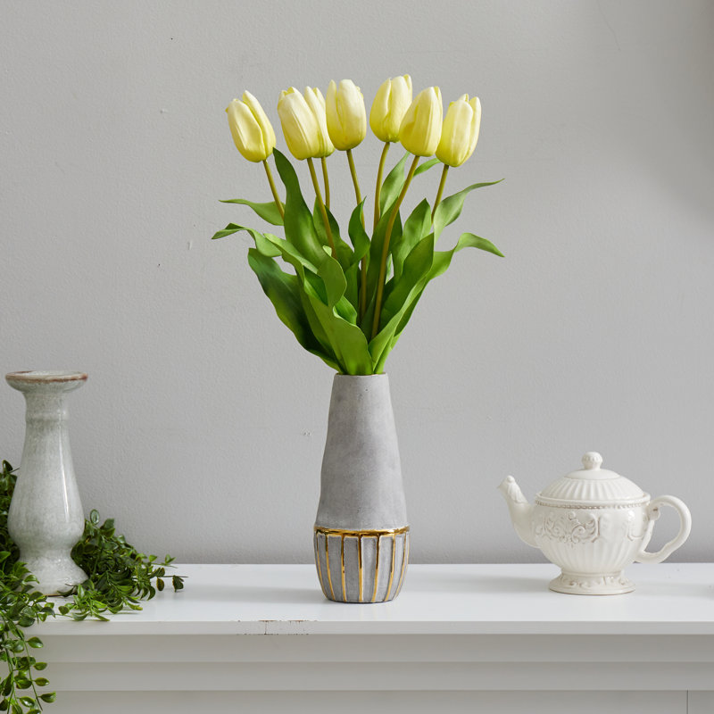 Arrangement floral tulipe hollandaise dans un vase, Jaune