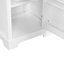 Meuble-lavabo élégant avec lavabo offrant beaucoup de rangement et un design moderne
