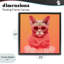 Chat rétro sur cadre flottant orange, design par Roozbeh-784676939-784676938
