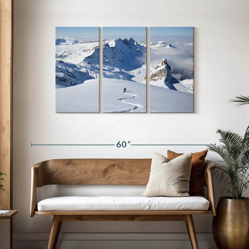 Sirci, skieur dans la poudreuse, H 28 po x l 45 po