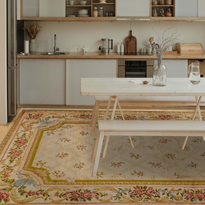 Hand-Knotted High-Quality Beige/Yellow Area Rug