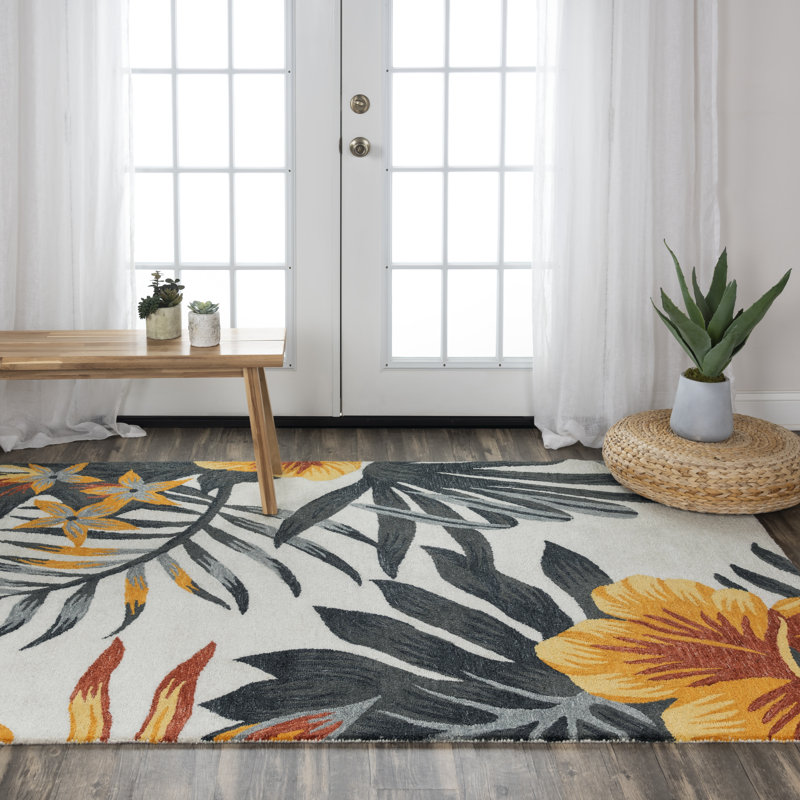 Aurica Floral Indoor Rug, Rectangle 5' x 7'6"