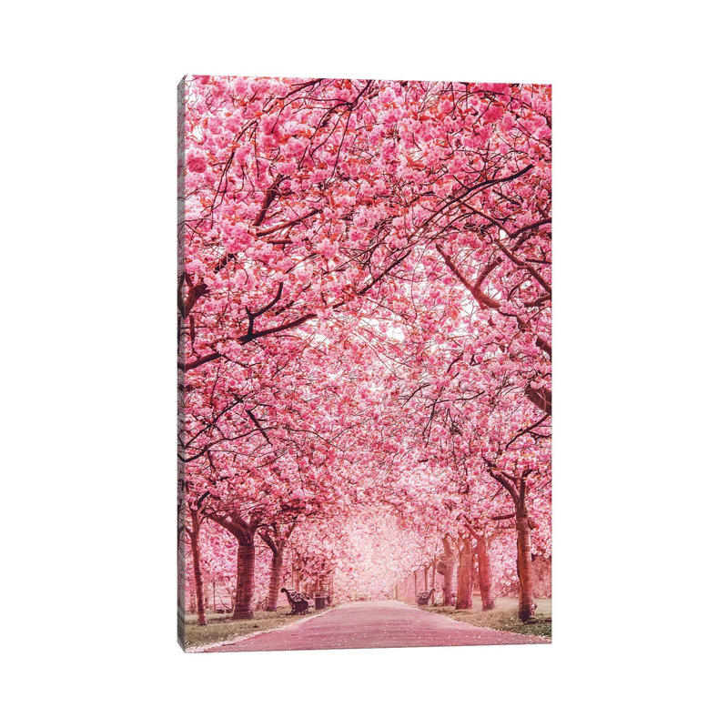 Reproduction de photo « Thousand types of Blooming London » par Hobopeeba-toile tendue, H 18 po x l 12 po x 1,5 po