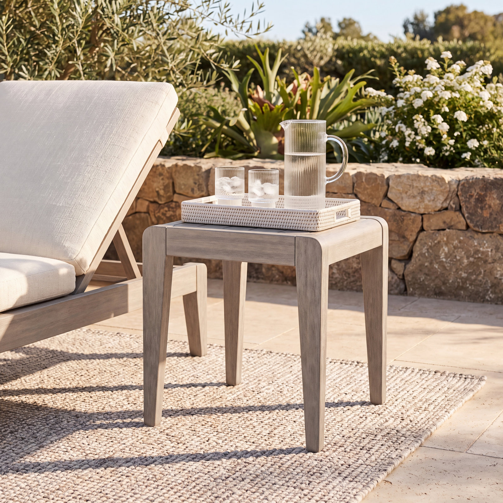 Ojai 16.5'' Outdoor Side Table