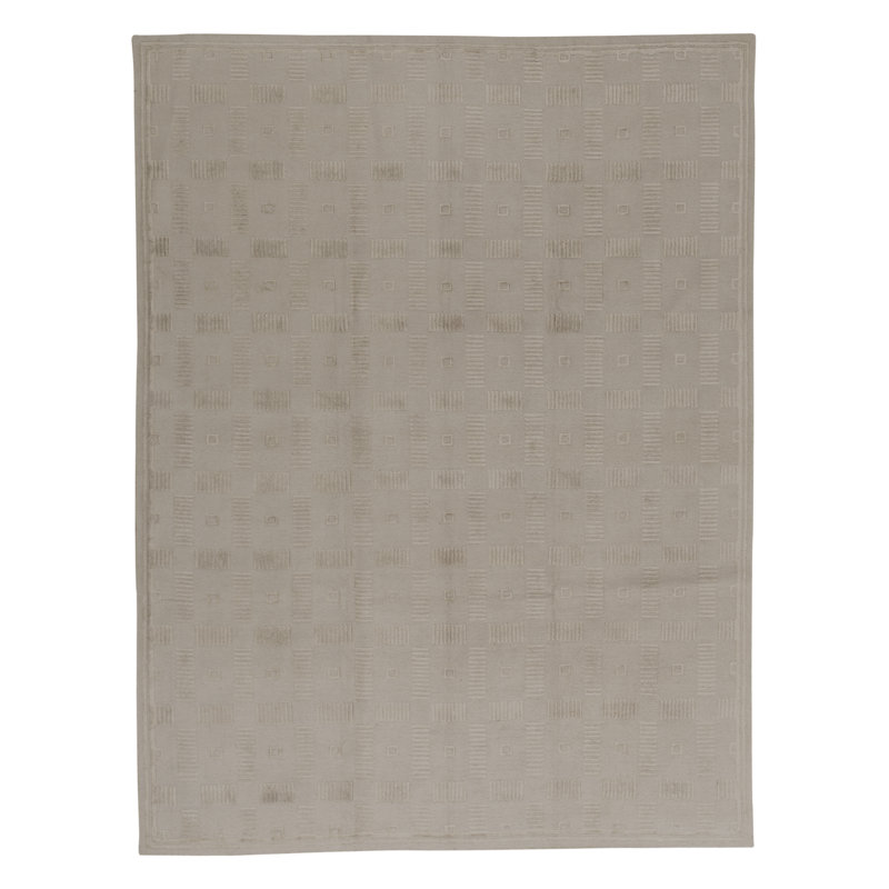 Hand-Knotted High-Quality Beige Area Rug