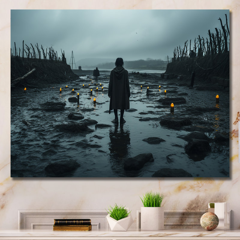 Femme solitude sur une plage rocheuse V - Art mural, Toile tendue, H 16 po x l 32 po x P 1 po