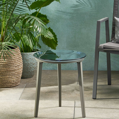 Table d'appoint d'extérieur à galets gris - élément en verre trempé, 15,26 po Profondeur x largeur 17,92 po, hauteur 8,21 lb pour le patio