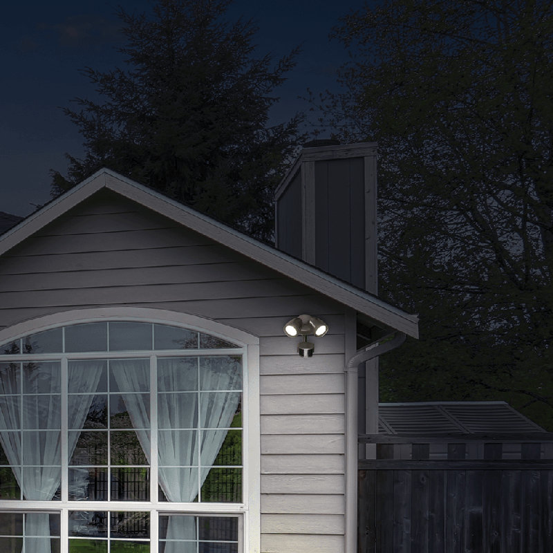 1 - Head LED Hardwired Dusk to Dawn Outdoor Security Flood Light with Motion Sensor, Bronze