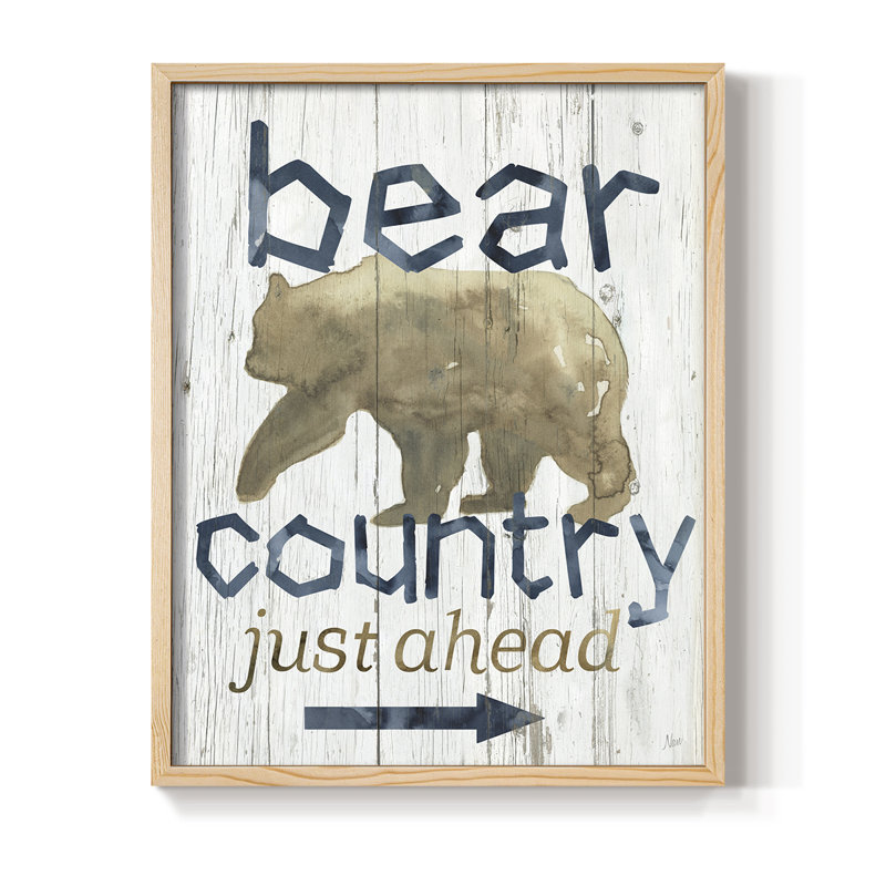 «Bear Country», reproduction encadrée - bois massif, Naturel, H 21 po x l 17 po