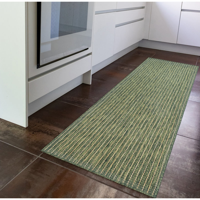Tapis intérieur / extérieur Ashwin, Tapis de couloir 1 pi 11 po x 7 pi 6 po