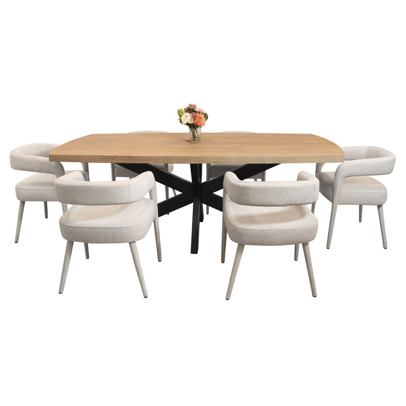 Ensemble de salle à manger Logan avec table de salle à manger de 82 po et chaises d'appoint Galway