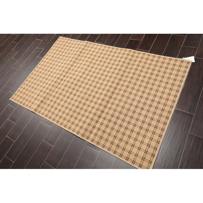 Tapis jaune en laine
