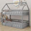 Lit superposé simple au-dessus de simple, lit simple en bois avec clôture et porte-117530353