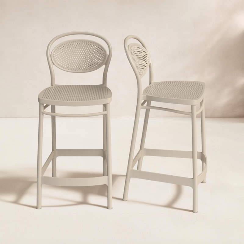 Tabouret de bar pour le patio Farrah, Taupe, Tabouret de comptoir (siège d'une hauteur de 25,6