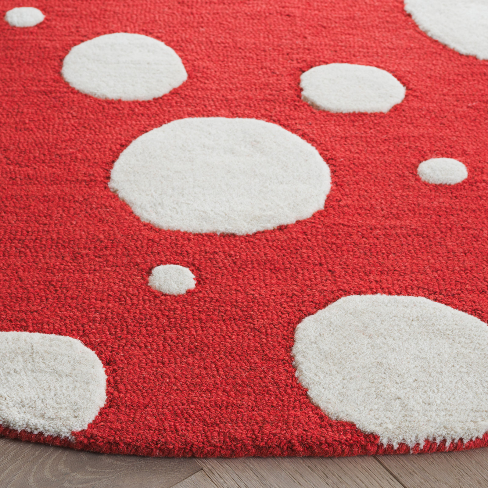 Camey Red Ivory Hand-Woven Rug, Round 6'
