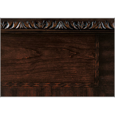 Table de chevet à 3 tiroirs de conception traditionnelle avec basculement, mobilier de chambre formel élégant pour une élégance et un rangement classiques