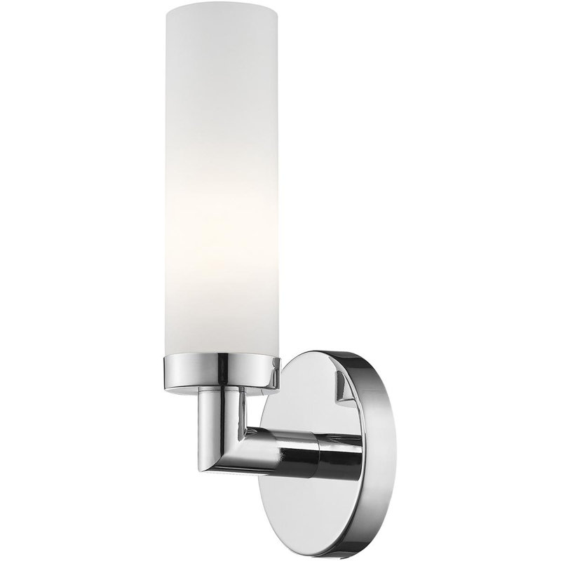 Applique murale avec abat-jour en verre blanc Twist Lock - 4,5 pouces, 1 lumière, Chrome poli