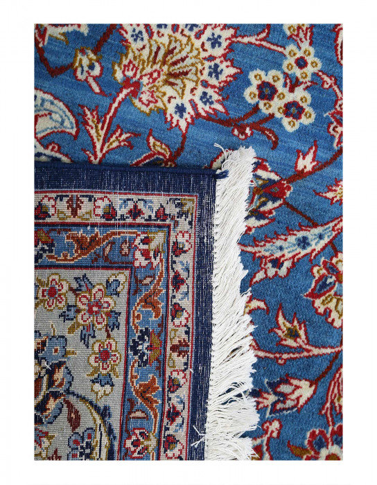 Fine Hand knotted Persian Isfahan 6'8"x9'6"