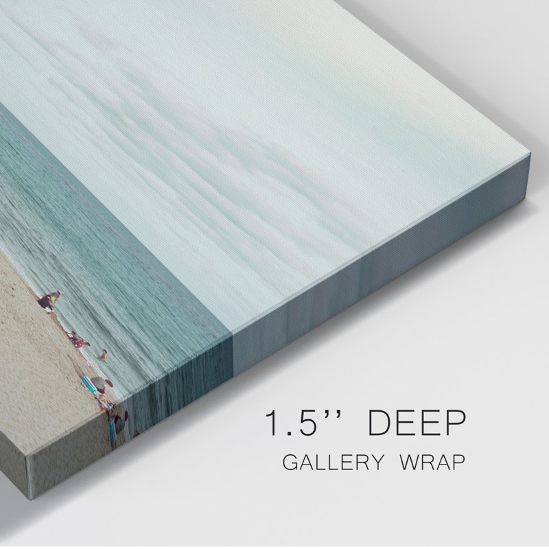 «Day At The Beach», impression sur toile tendue, H 48 po x l 32 po x P 1 po